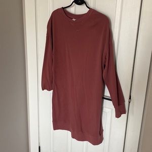 Women’s Old Navy sweater dress Size L